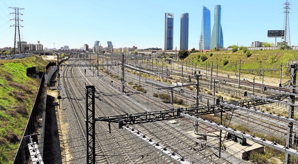 RENFE se queda en las nubes o silbando en la Operación Chamartín