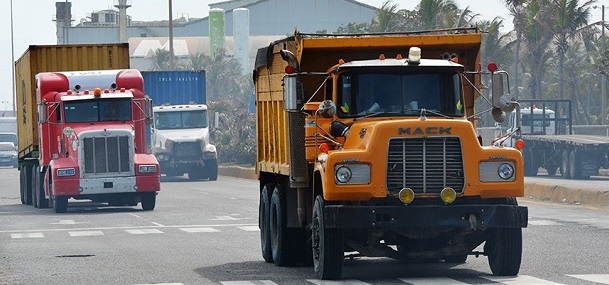 La persistente crisis de transporte terrestre en USA amenaza la competitividad de los expedidores en el escenario global