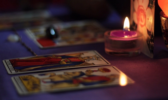 Tarot por teléfono en Estados Unidos y de España los mejores Videntes y Tarotistas
