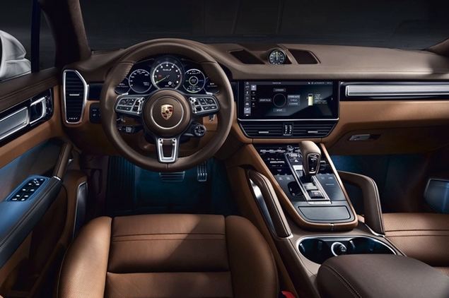 El Porsche Cayenne más potente es un híbrido enchufable con 550 CV con motor de gasolina y 136 CV del motor eléctrico