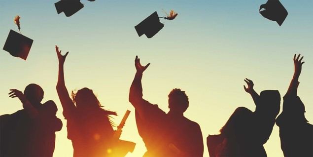 Garantizadas las ayudas del gobierno británico para estudiar en las universidades inglesas en 2020 a pesar del Brexit