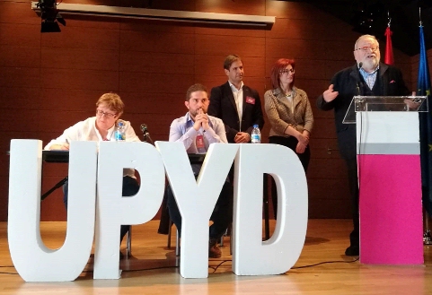 Acuerdo de UPYD y Ciudadanos para concurrir unidos a las elecciones del 10-N