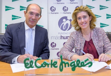 La presidenta de la Fundación, María Sánchez-Arjona, y el director de Comunicación y Relaciones Institucionales de El Corte Inglés, José Luis González-Besada.