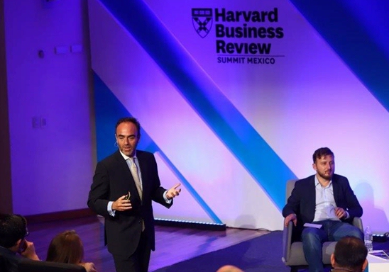 Antonio Núñez durante un momento de su presentación.