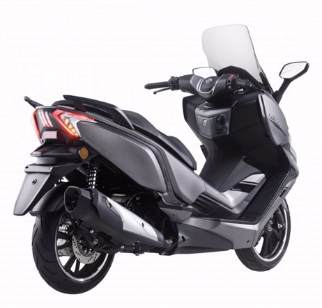 Nuevo scooter GT XQ2 300 de Daelim, una buena opción de movilidad urbana y algo más