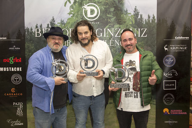 Discarlux entrega sus primeros premios en una gala donde se presentó la película “Bittor Arginzoniz. Vivir en el silencio”