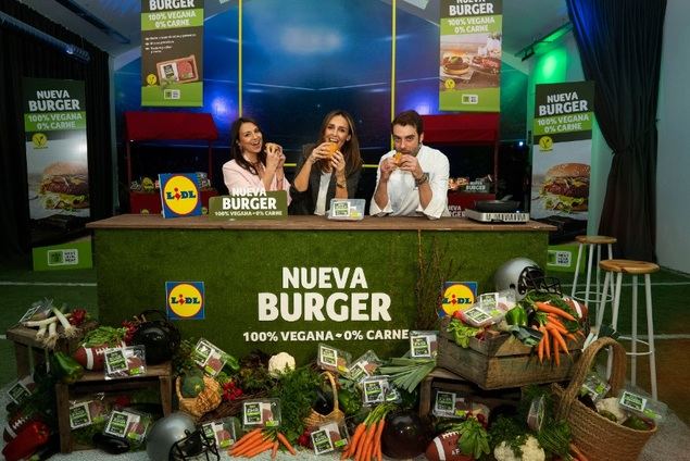 Lidl lanza su propia hamburguesa vegana