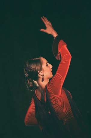 El “taconeo” llega al escenario del tablao flamenco Cardamomo