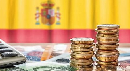 Las medidas para facilitar la financiación de los negocios afectados por el coronavirus son consideradas por los economistas un buen paso
