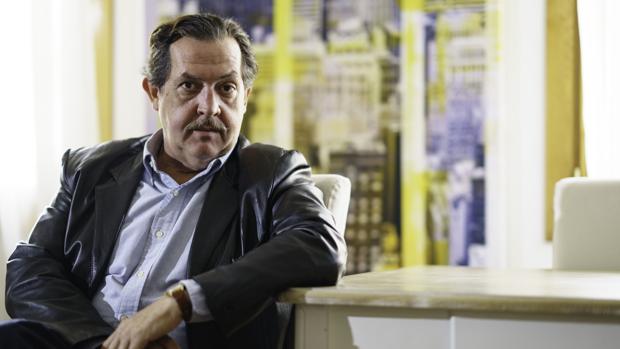 Jorge Llopis, crítico de arte.