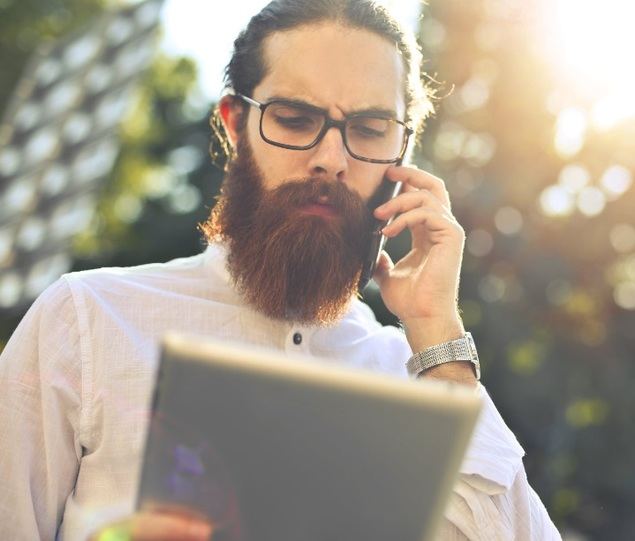 Las llamadas telefónicas se mantienen como la herramienta más efectiva para cerrar ventas