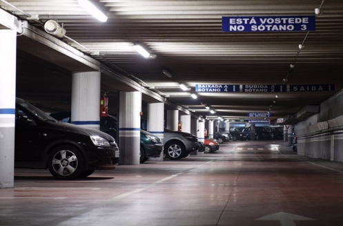 Descubre los beneficios de utilizar el servicio de un parking cerca del aeropuerto
