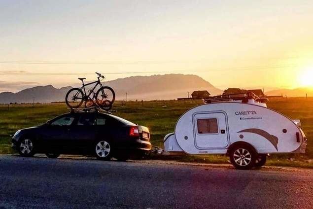 Los beneficios de viajar con caravanas pequeñas: así son las mini caravanas por dentro