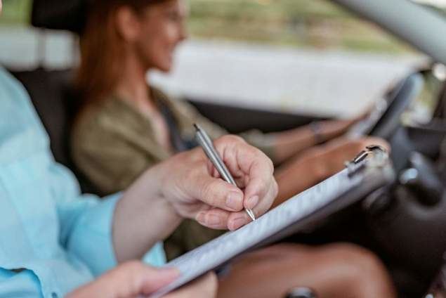 Test autoescuela, decidirse por una autoescuela en autostool
