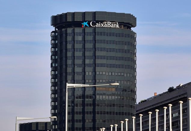Centro corporativo de CaixaBank en Barcelona.