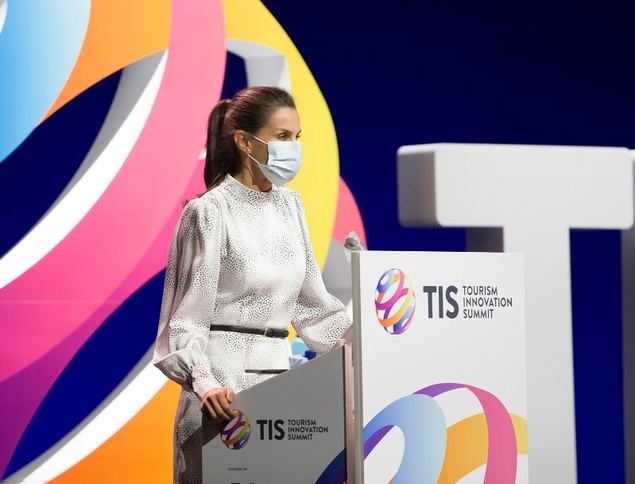 Su Majestad la Reina inaugura la primera edición de TIS