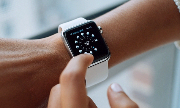 ¿Cómo mantener la seguridad en los wearables?