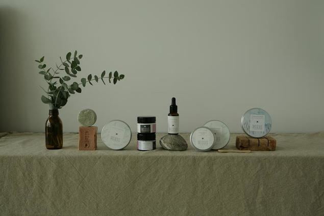 Cosmética consciente: la tendencia de belleza respetuosa de marcas como Tres Soles