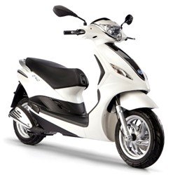 Nuevo Piaggio Fly 50 y 125, funcionando para todos