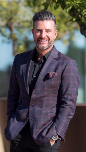 Javier Coterillo es CEO de Farmaquivir.