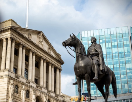 La libra se posiciona a la baja ante la esperada reunión del Banco de Inglaterra