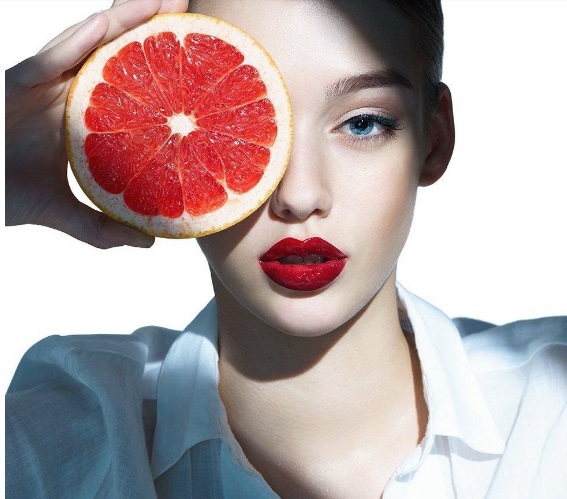 El pomelo y sus beneficios en tus rutinas de belleza