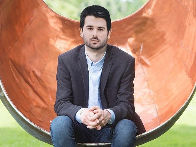 Enrique Moris enseña estrategias para invertir en Bolsa desde cero