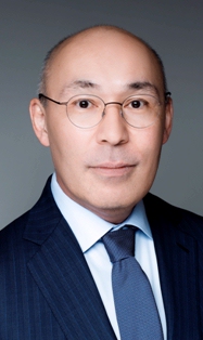 El Presidente de la Agencia de Planificación Estratégica y Reformas con retención del cargo anterior - Jefe del Centro Financiero Internacional “Astana”, Kairat Kelimbetov.
