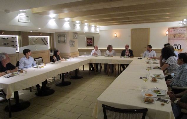 Reunión de corresponsales y colaboradores de El Mundo Financiero