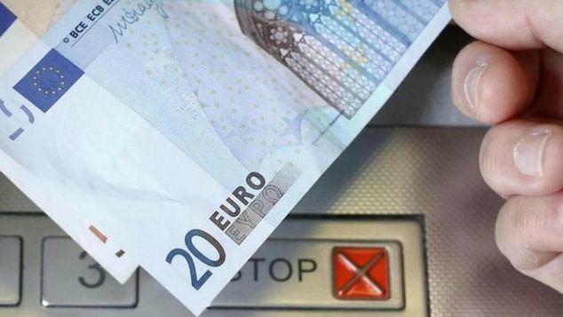 Casi todos los bancos cobrarán comisiones en junio
