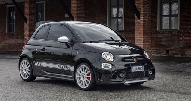 Nuevo Abarth 695 esseesse, un coche con prestaciones de un 'deportivo'