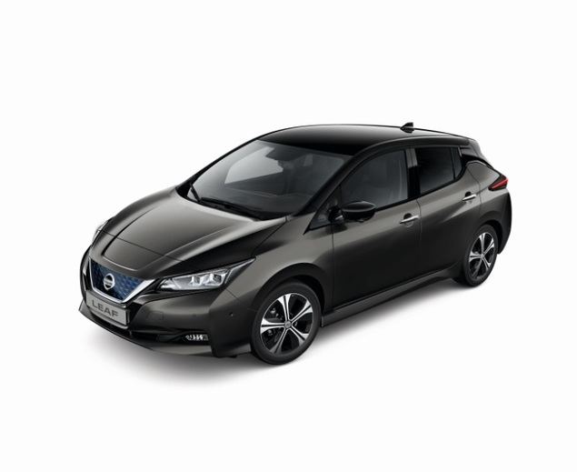 Uber arranca un acuerdo con Nissan para electrificar el taxi y la VTC