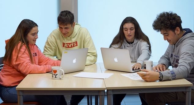 Las nuevas salidas profesionales y el nivel de inserción laboral en producción de audiovisuales y espectáculos