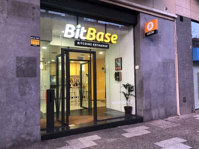 BitBase, la empresa con más cajeros Bitcoin de España, es mucho más que un lugar para comprar criptomonedas