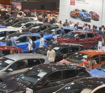 Las ventas de vehículos de ocasión caen casi un 14% en agosto, aunque se mantienen estables con respecto a 2019
