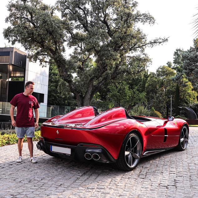 El nuevo rey de la fotografía automovilística es español