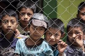 ¡No toquéis a nuestros hijos!