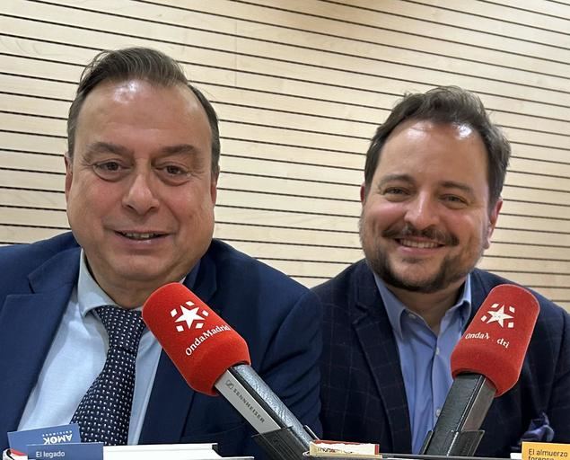 Javier Algarra con David Felipe Arranz.