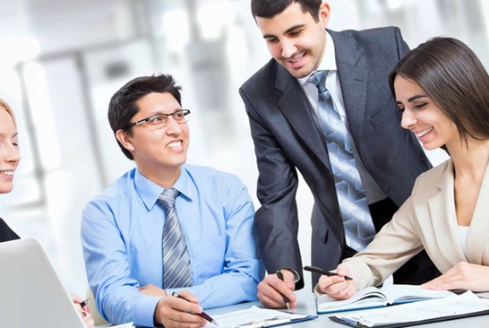 Uzbekistán refuerza el apoyo a los empresarios y reduce la carga para hacer negocios