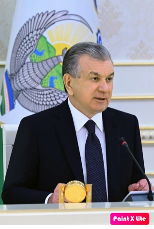 El Presidente de Uzbekistán, Shavkat Mirziyoyev.