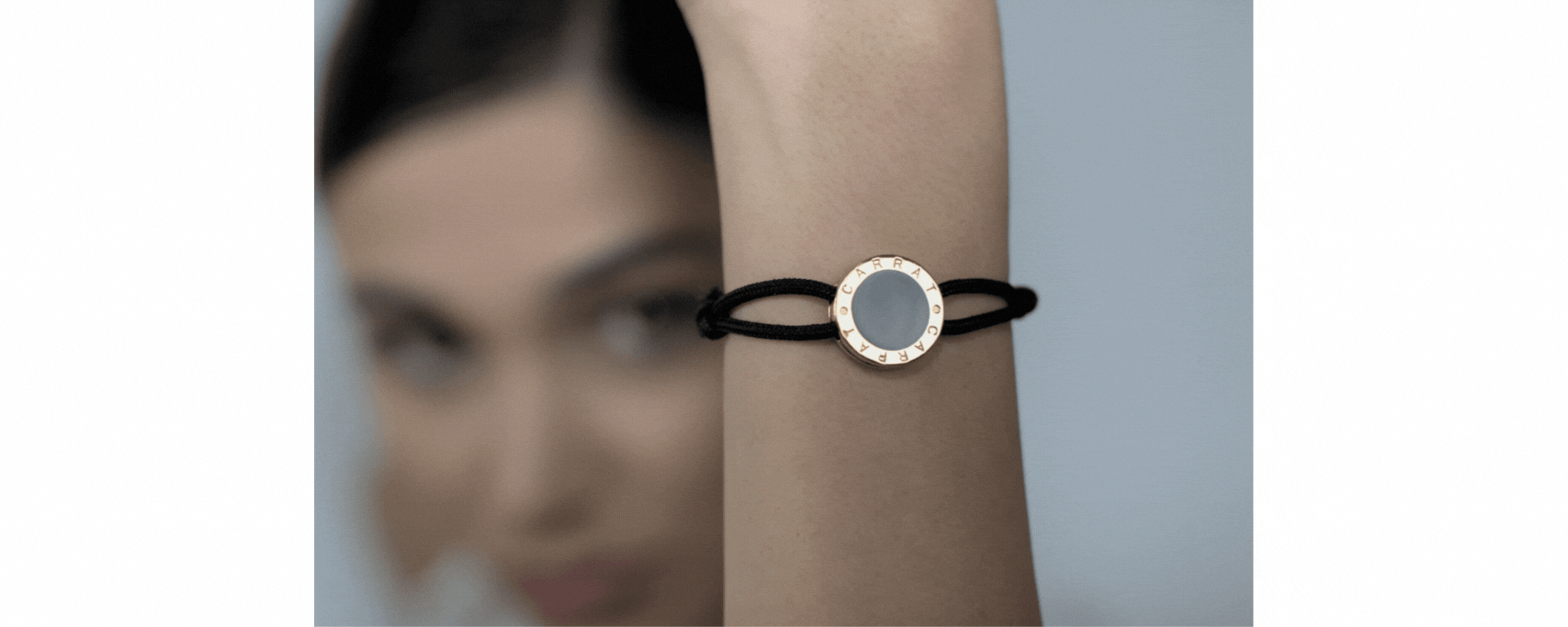 Lanzan una pulsera joya inteligente que te permite estar siempre seguro
