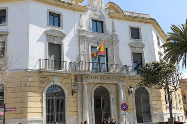 Declaran la nulidad de una cláusula suelo de un local de negocio de San Fernando