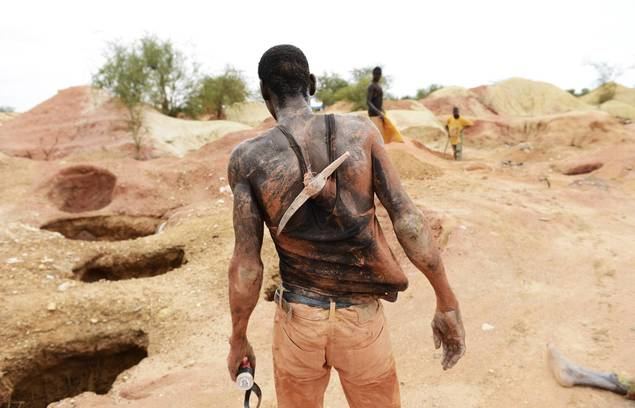 Atacan una mina de oro en Burkina Faso