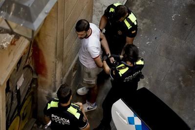 Colau, PSC y ERC rechazan reabrir la comisaría de Mossos de plaza de Cataluña