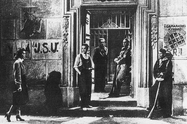 Las checas, el principal instrumento del terror comunista, no surgieron como reacción al golpe de julio de 1936. Un convento incautado en Madrid se convirtió, en abril de ese año, en la primera 'cárcel del pueblo'. Así lo demuestran Sergio Campos Cacho y José Antonio Martín Otín en 'Violencia roja antes de la Guerra Civil' (Espasa).