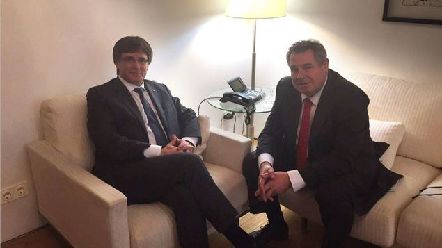 Un misterioso exdiplomático ruso se entrevistó con Puigdemont el día antes de la DUI en 2017