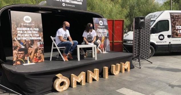 Òmnium empezó a preparar hace meses la campaña contra el Catalan Gate