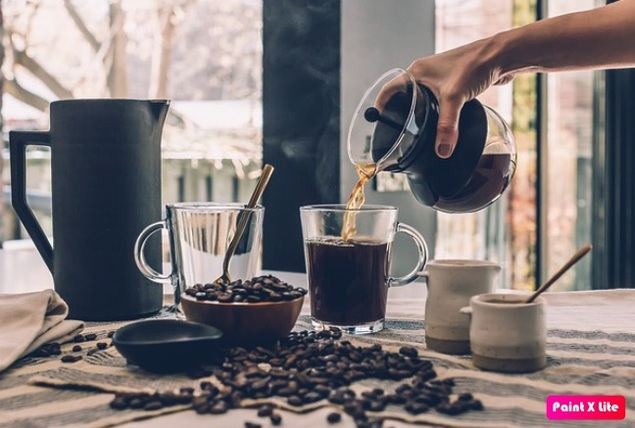 Los pequeños tostadores de café natural ofrecen al mercado un producto excelente