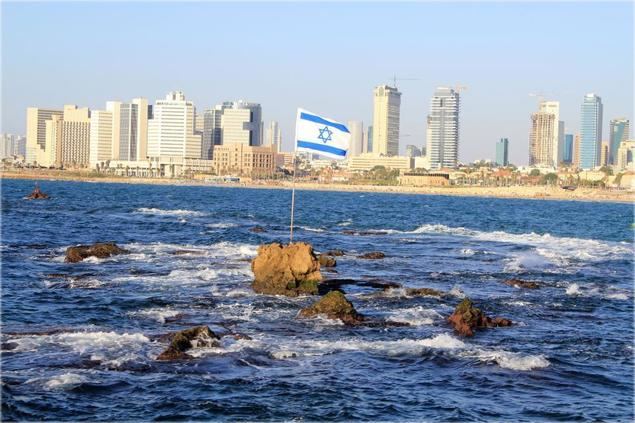 Demandarán a Colau por la ruptura del hermanamiento de Barcelona y Tel Aviv