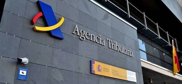 Más desconfianza también en política fiscal